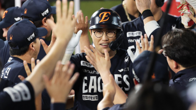 9연승 한화... 질주 비결은 홀로 '19타점' 기록한 '90억' 타자?