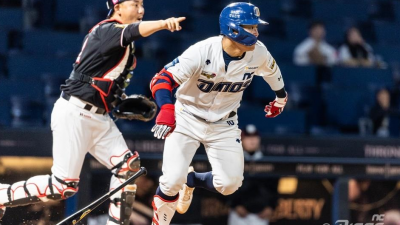 '46억 포수' 수난시대... 남은 시즌 1군서 얼굴 비출 수 있을까