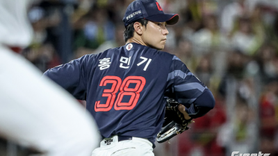 롯데, '좌완 156km 파이어볼러' 앞세워 2위 수성 나선다