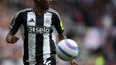 뉴캐슬 '골잡이' 이사크, 아시아 투어 불발…부상으로 제외