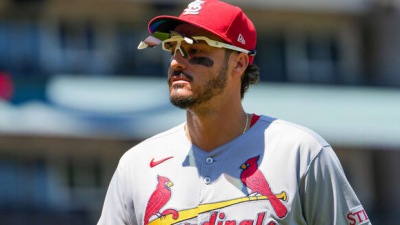 아레나도, 손가락 부상 딛고 통산 1900안타 + 2루타 400개 달성