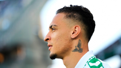 안토니, 맨유 복귀 없이 남미에 잔류...가격 좀 내려줘 레알 베티스는 계속 협상 중